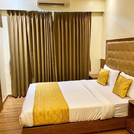 Hotel Palms Residency, Chembur 뭄바이 외부 사진