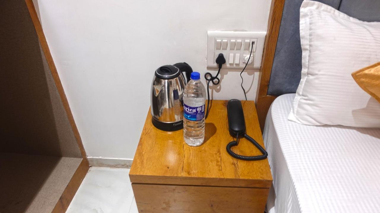 Hotel Palms Residency, Chembur 뭄바이 외부 사진