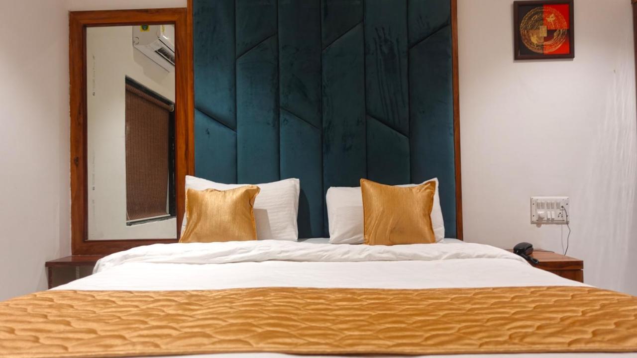 Hotel Palms Residency, Chembur 뭄바이 외부 사진