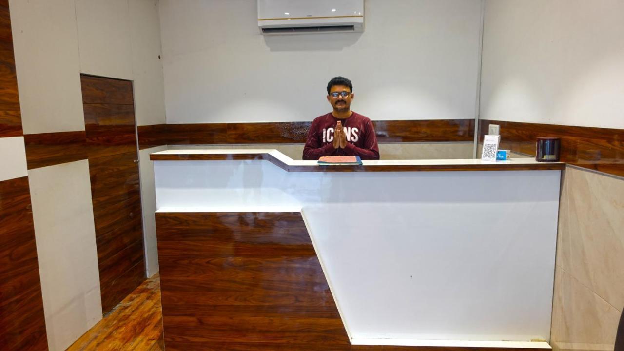 Hotel Palms Residency, Chembur 뭄바이 외부 사진