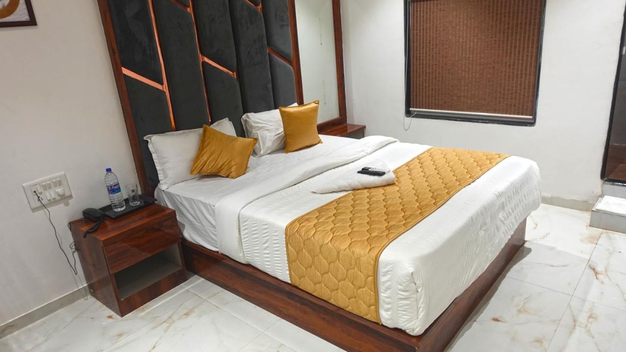 Hotel Palms Residency, Chembur 뭄바이 외부 사진