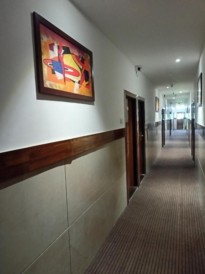 Hotel Palms Residency, Chembur 뭄바이 외부 사진
