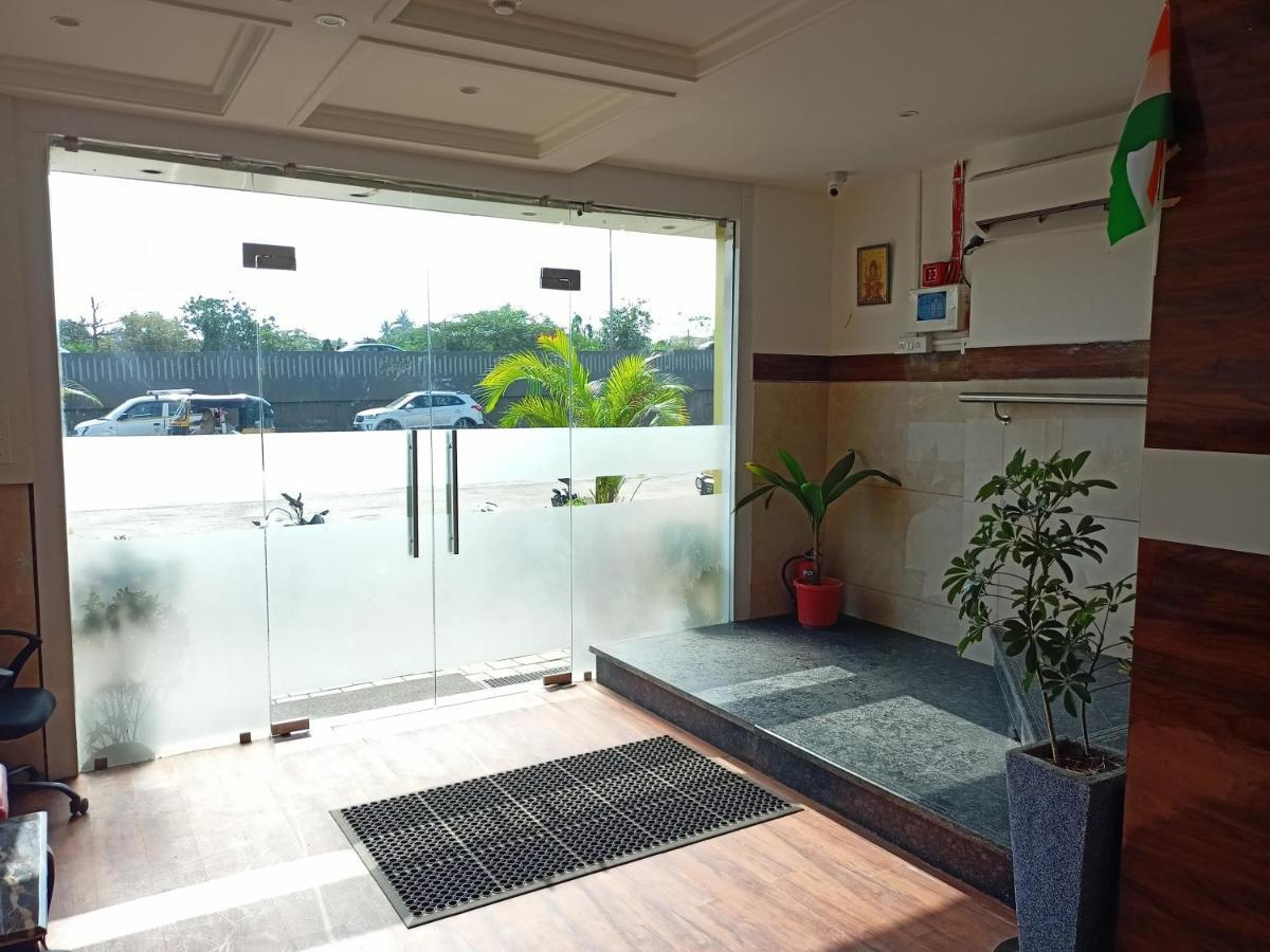 Hotel Palms Residency, Chembur 뭄바이 외부 사진