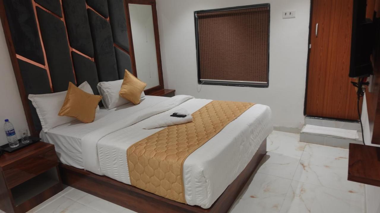 Hotel Palms Residency, Chembur 뭄바이 외부 사진